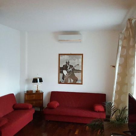 Trastevere Apartment Рим Екстериор снимка