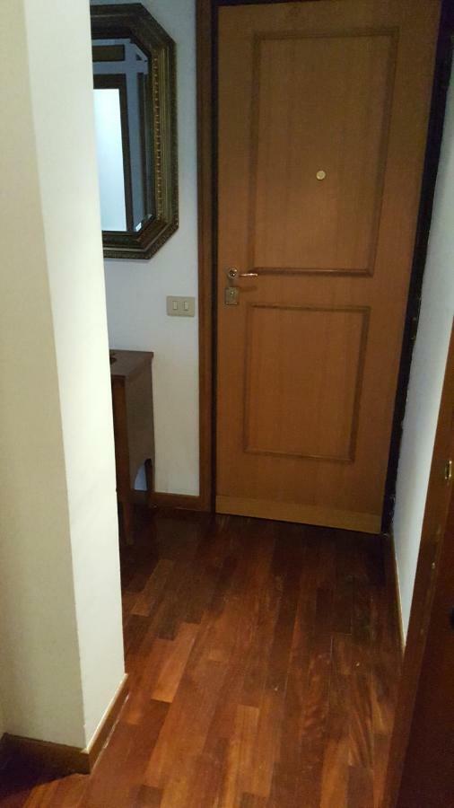 Trastevere Apartment Рим Екстериор снимка