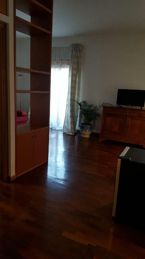 Trastevere Apartment Рим Екстериор снимка